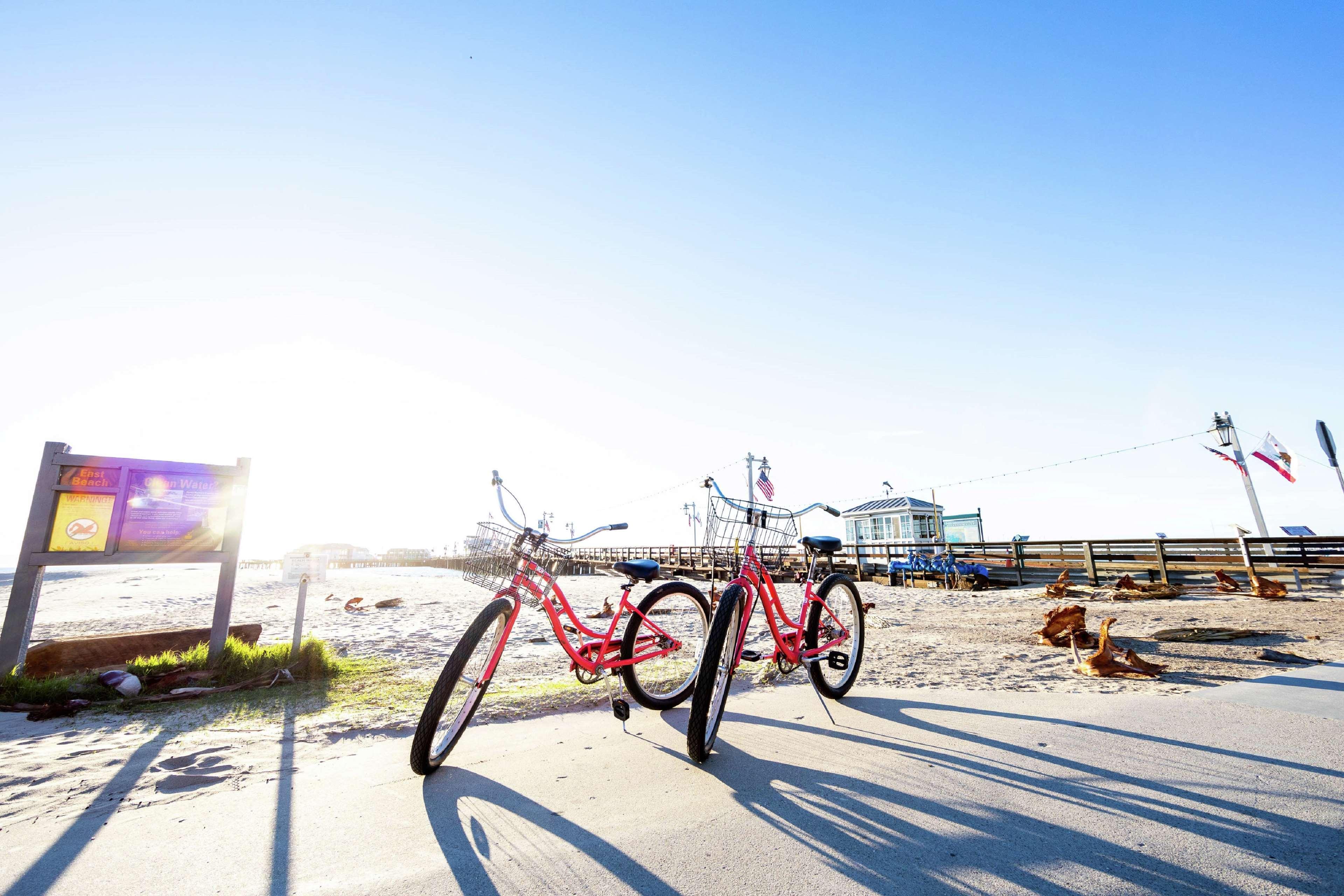 Hilton Santa Barbara Beachfront Resort Екстер'єр фото