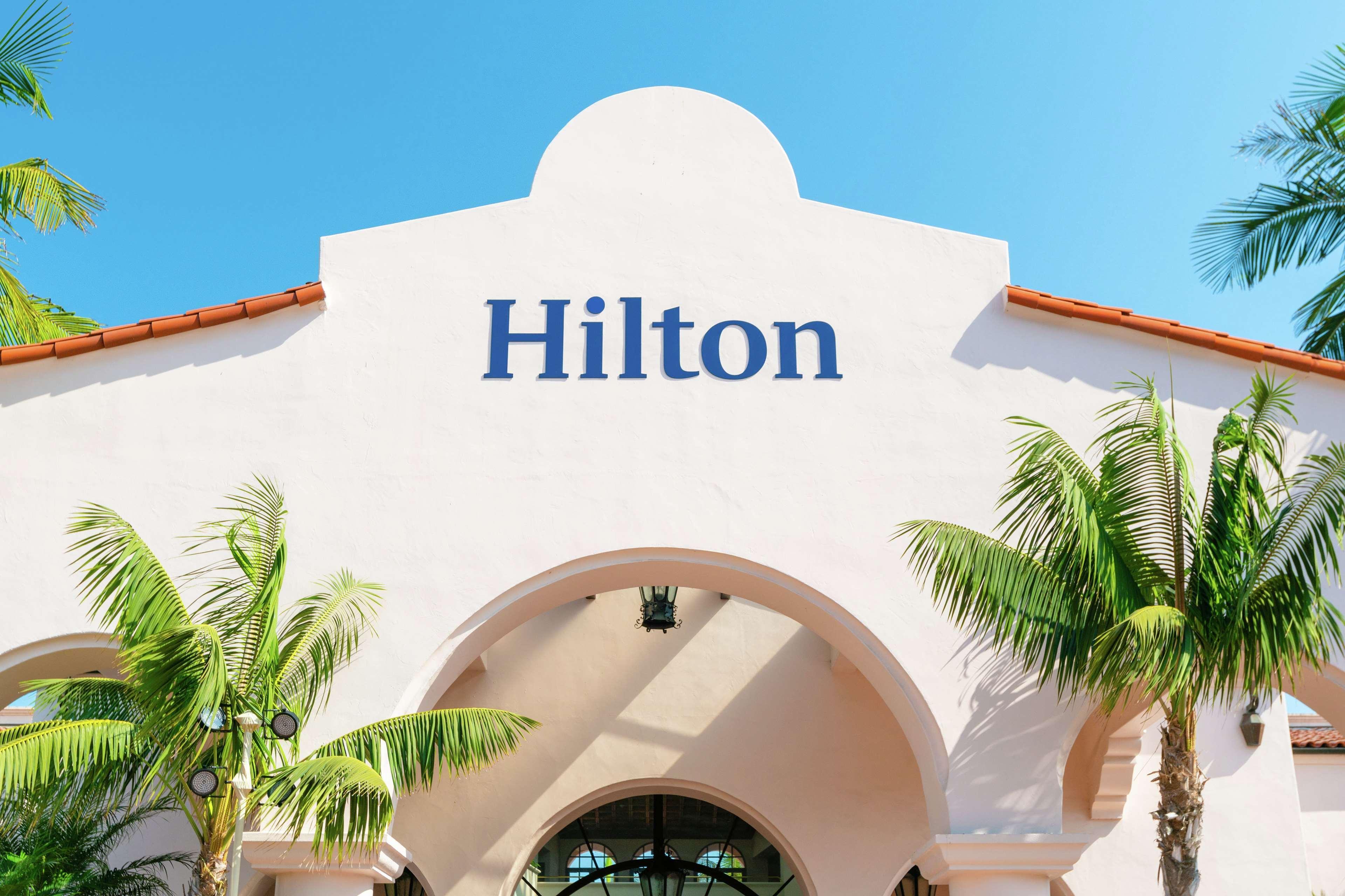 Hilton Santa Barbara Beachfront Resort Екстер'єр фото