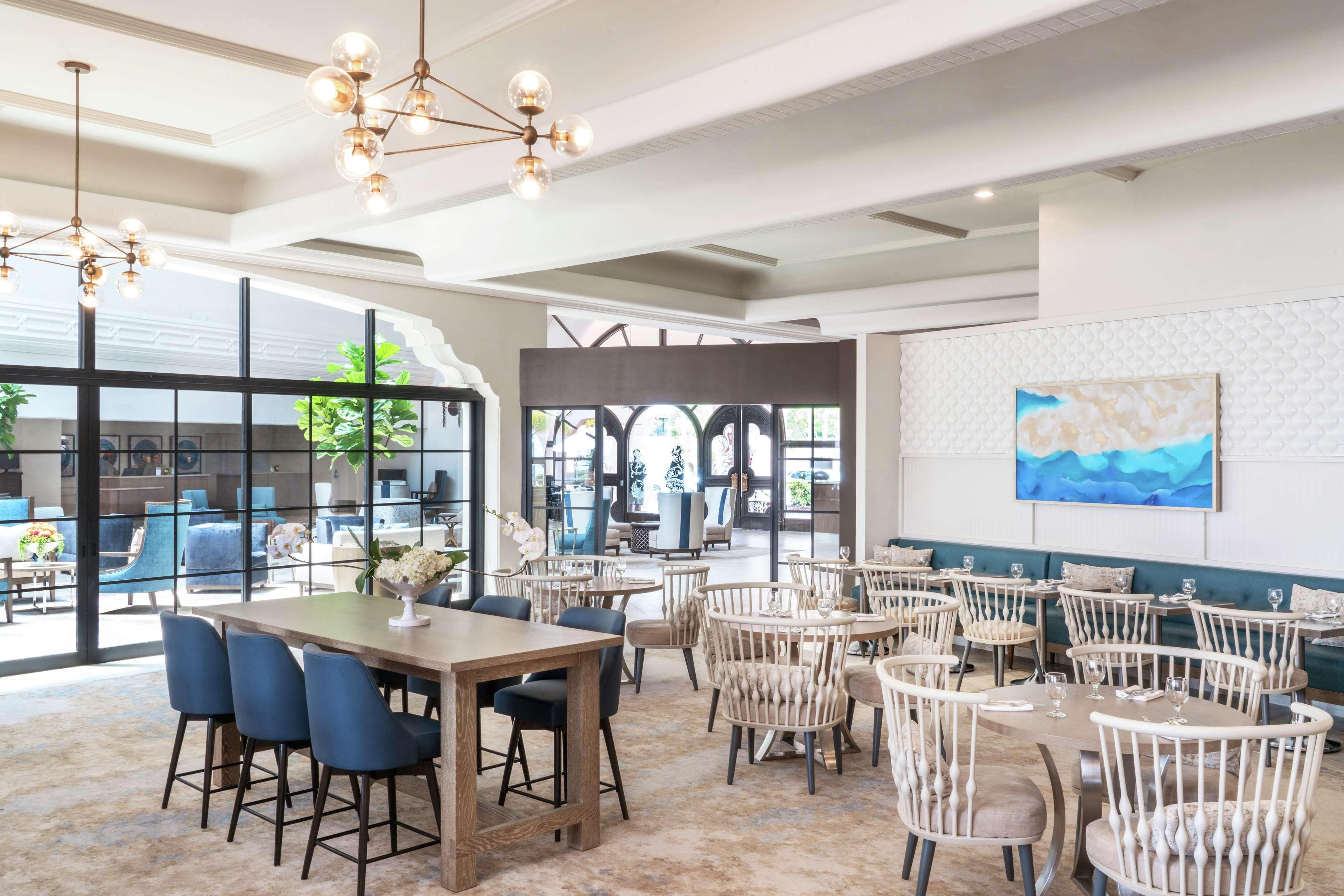Hilton Santa Barbara Beachfront Resort Екстер'єр фото