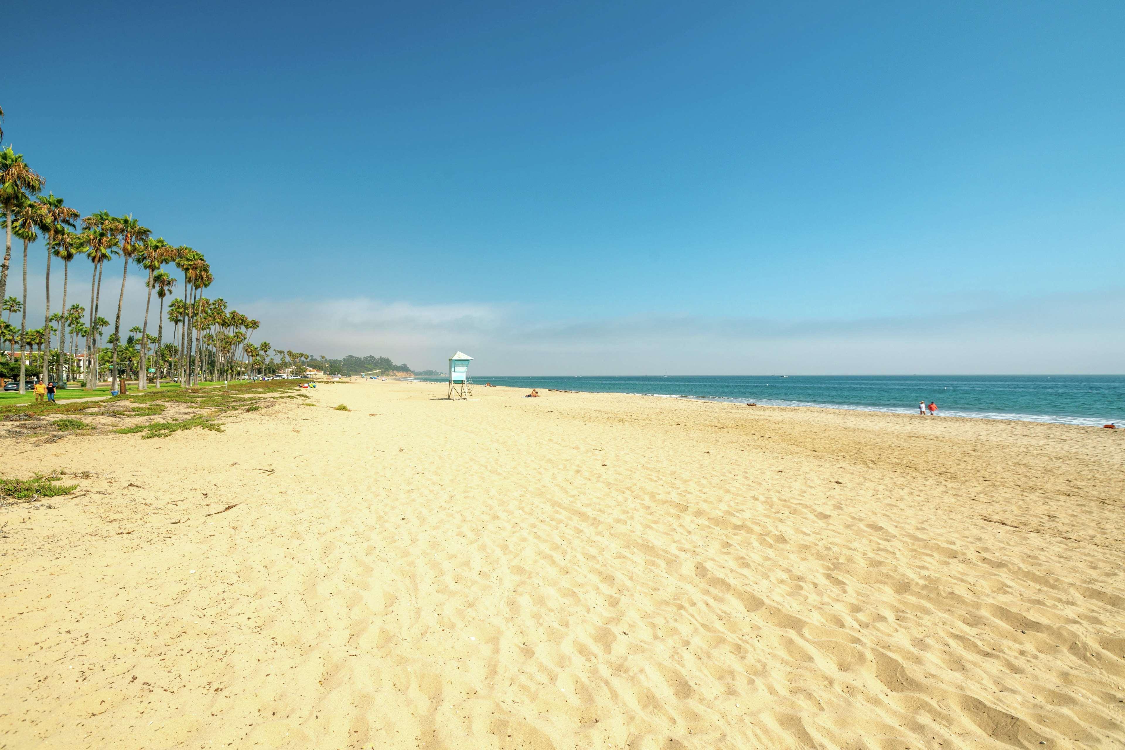 Hilton Santa Barbara Beachfront Resort Екстер'єр фото