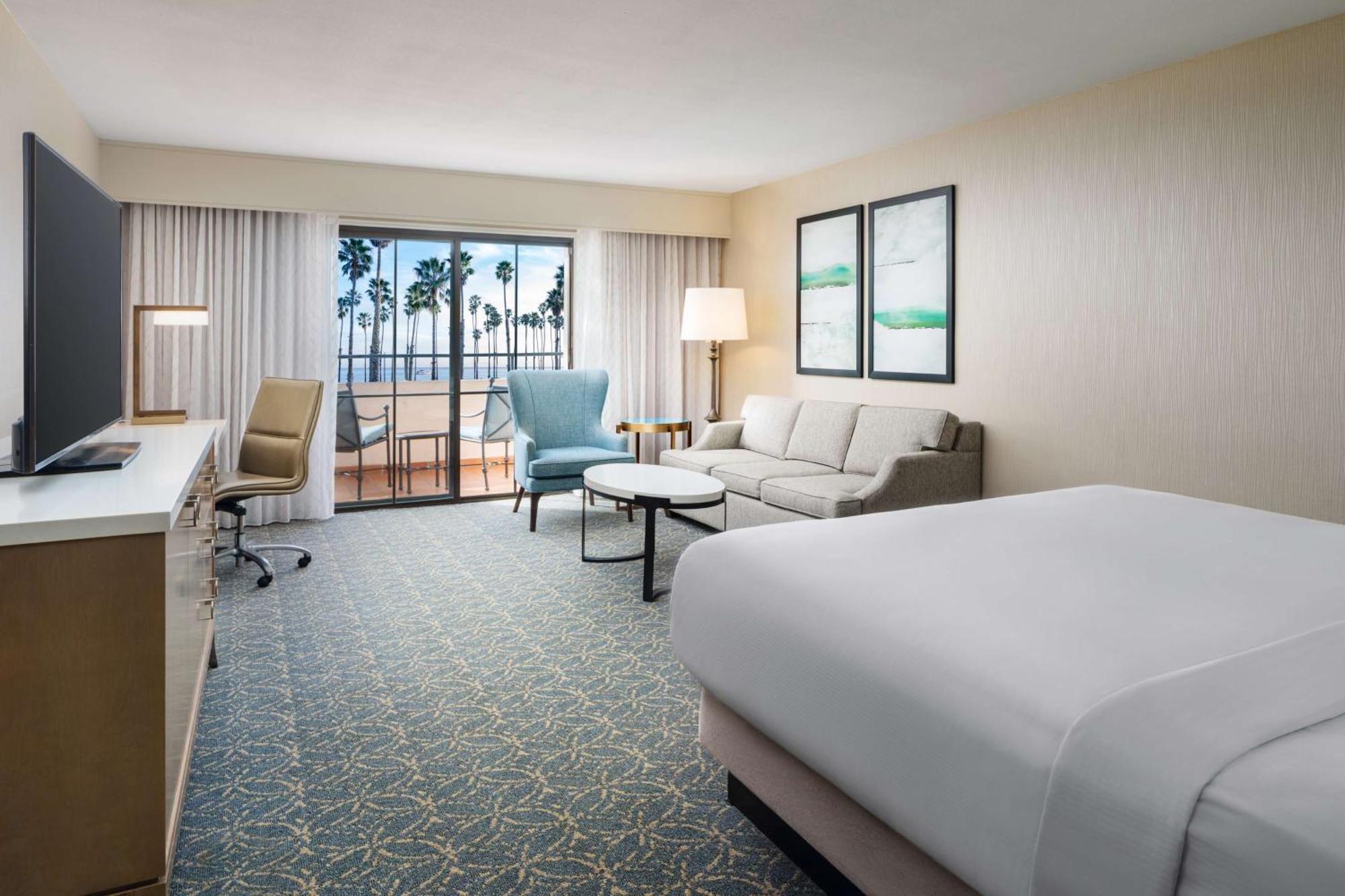 Hilton Santa Barbara Beachfront Resort Екстер'єр фото