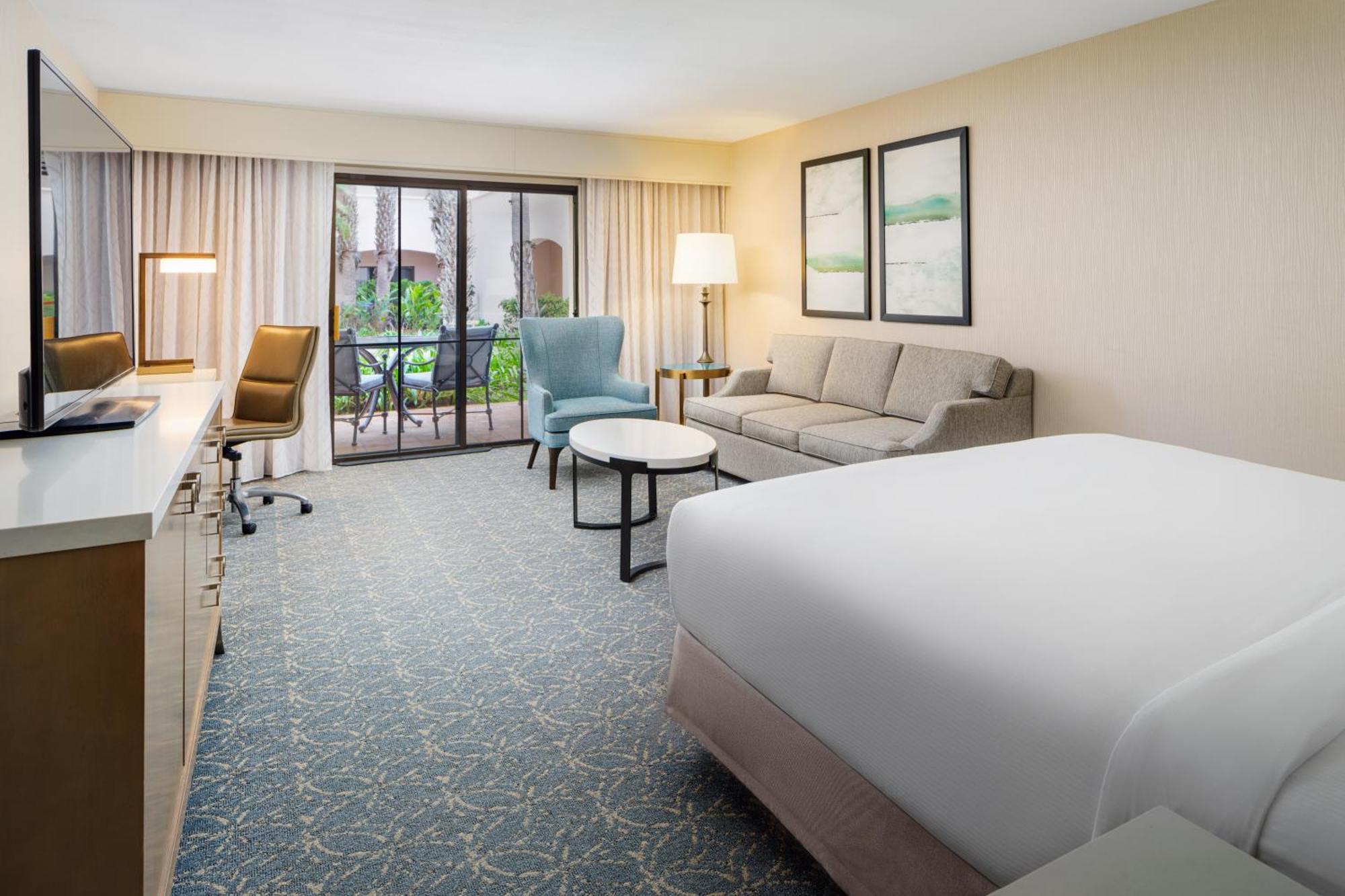 Hilton Santa Barbara Beachfront Resort Екстер'єр фото